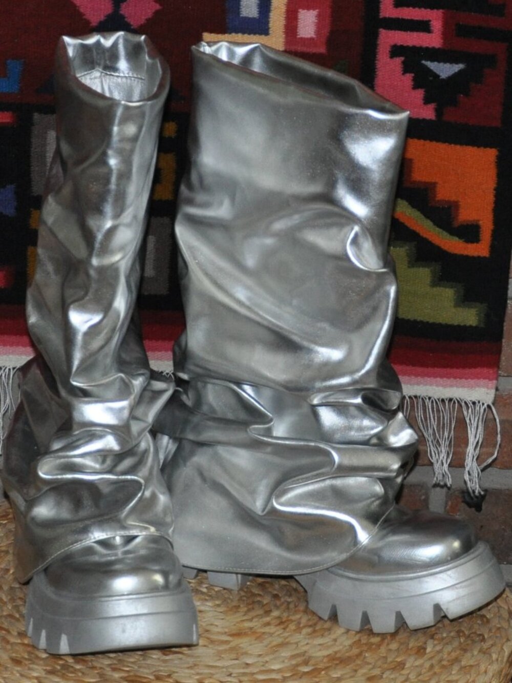 Azalea Wang Chunky Knee High Platform Boots Metallic Silver Festival Clubwear 36